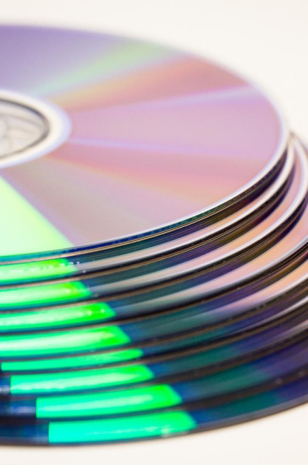 dvd 2418366 1920